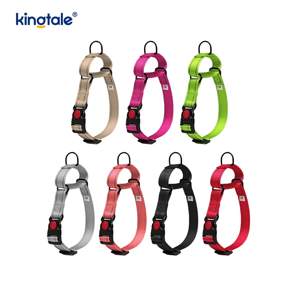 Ningún cuello de perro de nylon ajustable reflexivo de la martingala del tirón para los perros S M A L L