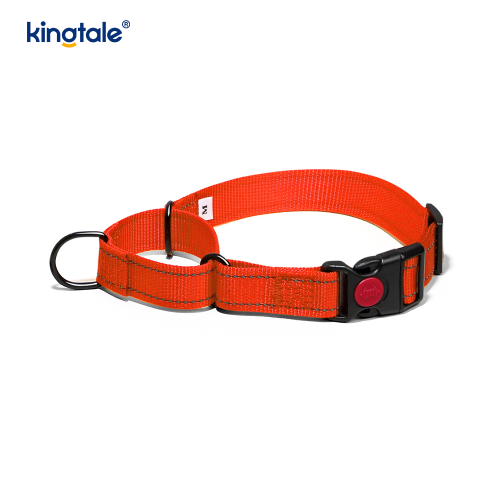Ningún cuello de perro de nylon ajustable reflexivo de la martingala del tirón para los perros S M A L L