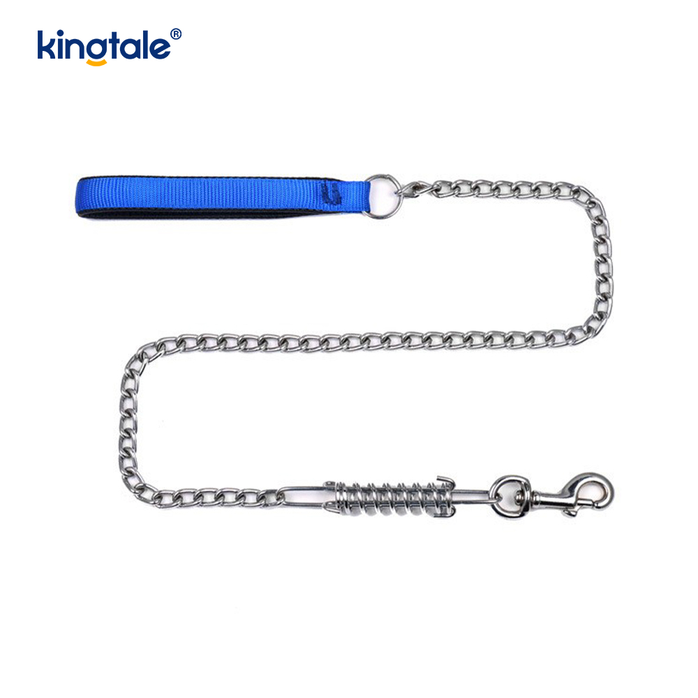 Correa de cadena para perros resistente con asa acolchada y gancho de metal.