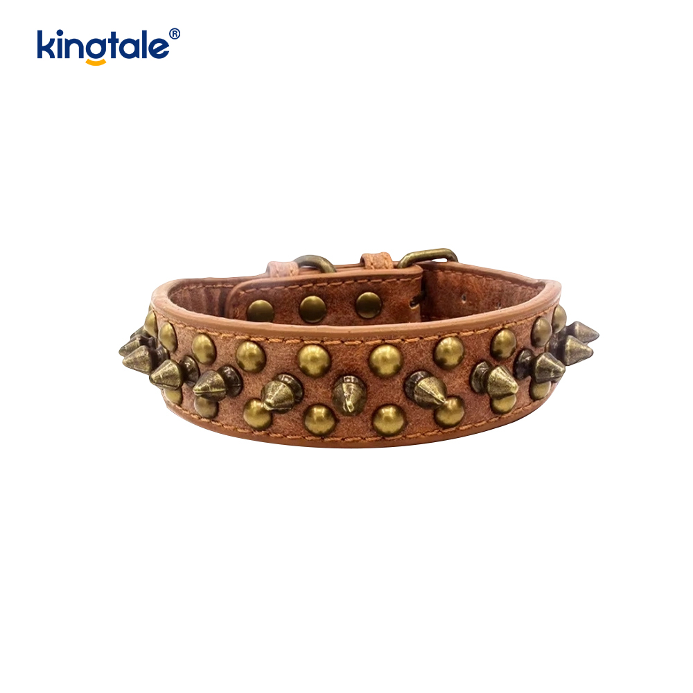 Collar para mascotas de PU con remaches antimordidas